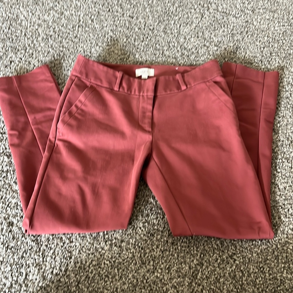 Excellent Used Condition Loft modern skinny size 4 pants